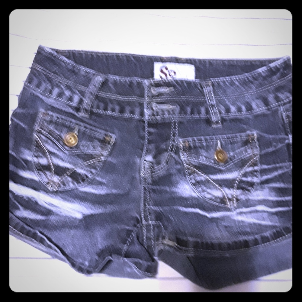 Shorts size 0